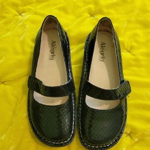 Alegria MaryJane shoes